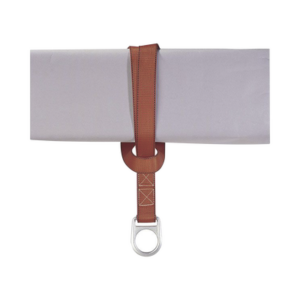 Ancla Universal de Poliéster con un Anillo tipo D, para Anclaje en Vigas o Estructuras Similares.