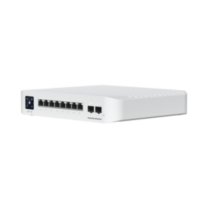 Switch UniFi Pro 8 PoE Administrable Capa 3, 8 puertos GbE / (6) puertos POE+ af/at y (2) puertos POE++ 802.3bt / (2) puertos SFP+ 10G / 120W de presupuesto POE